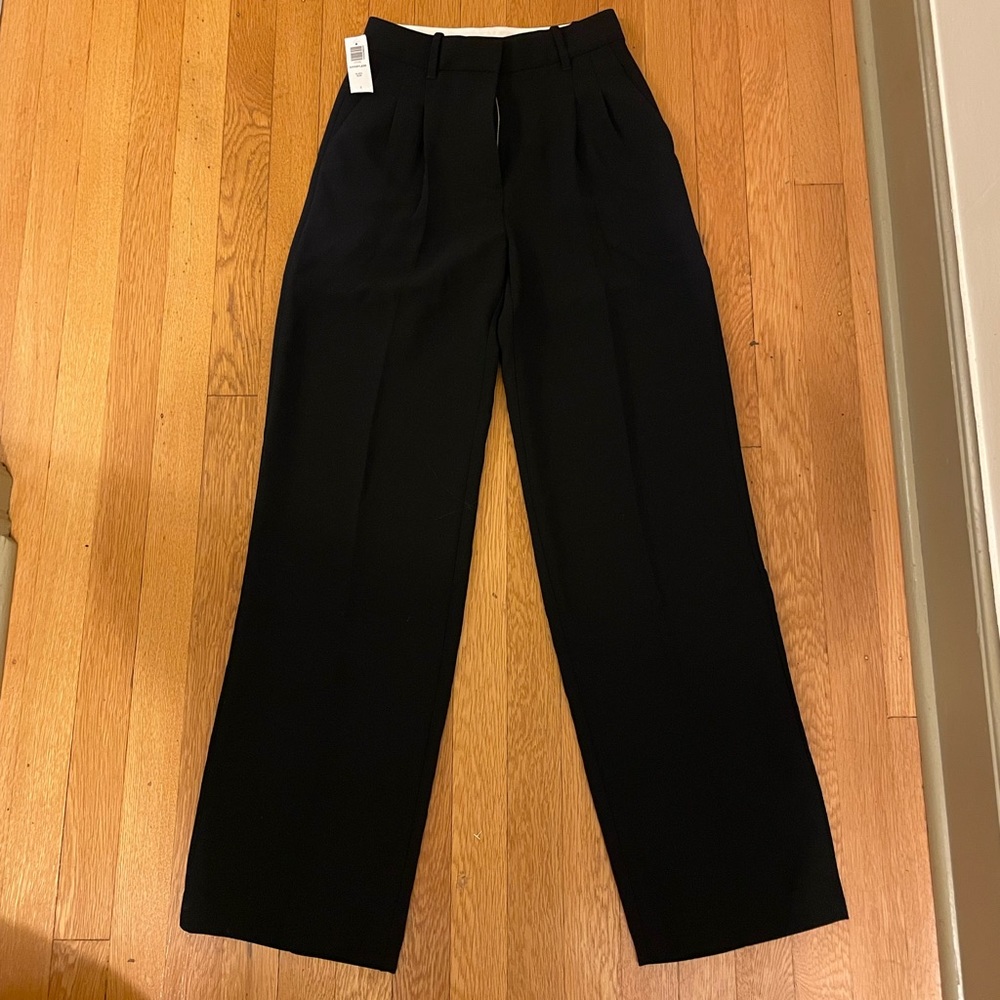 Aritzia Wilfred Effortless pant with tags